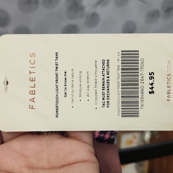 Fabletics Powertouch Front Twist Tank - Picture 4 of 6